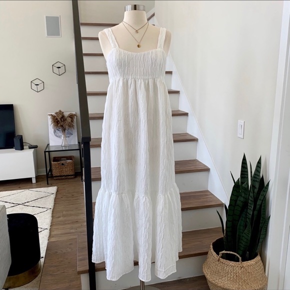 ZARA VOLUMINOUS TEXTURED WEAVE DRESS - Picture 3 of 10